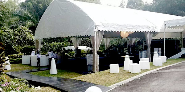 星科移動(dòng)環(huán)?？照{(diào)助力新加坡總統(tǒng)府戶外音樂(lè)會(huì)通風(fēng)降溫