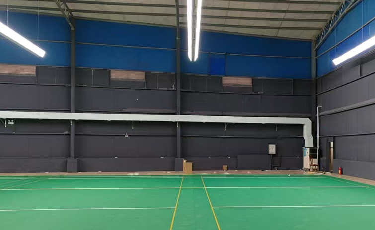 蒸發(fā)冷省電空調-立式管道機應用大型室內羽毛球館降溫